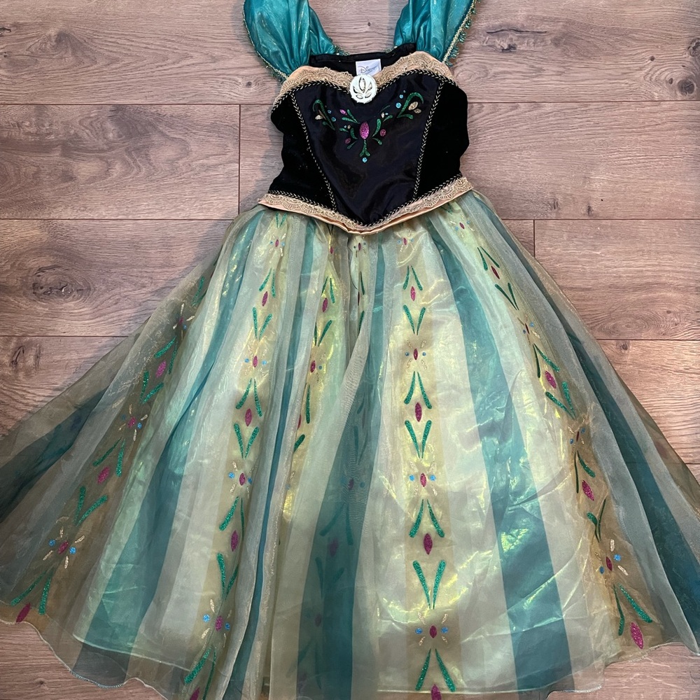 Disney Store Anna Frozen Dress Up Costume
